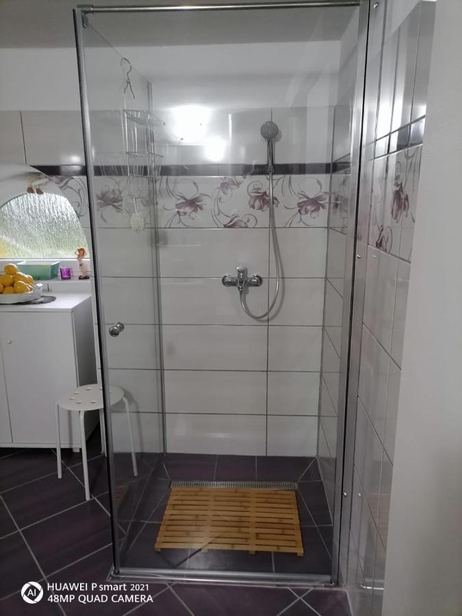 Kalista Villa Jurdani Luaran gambar